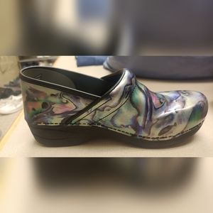 Dansko XP 2.0 professional clogs